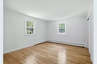 198 Hollis Rd, Lunenburg, MA 01462 - Photo 17