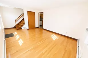 7 Ridge St, Winchester, MA 01890 - Photo 3