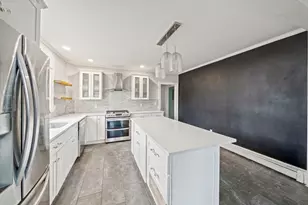 91 Elm St, Quincy, MA 02169 - Photo 3
