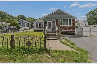 42 B St, Lynn, MA 01905 - Photo 3