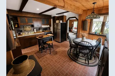 22 Hill St, Hopedale, MA 01747 - Photo 5
