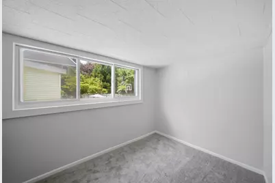 40 North St, Lowell, MA 01852 - Photo 27