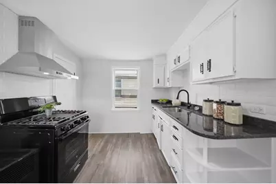 40 North St, Lowell, MA 01852 - Photo 5