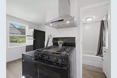 40 North St, Lowell, MA 01852 - Photo 7
