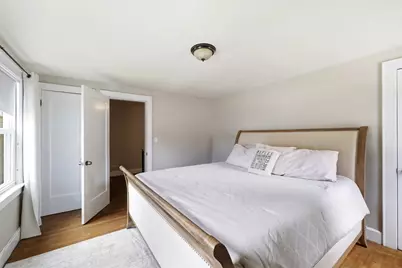66 Rencelau St, Springfield, MA 01118 - Photo 33