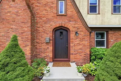 66 Rencelau St, Springfield, MA 01118 - Photo 5
