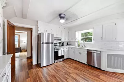 66 Rencelau St, Springfield, MA 01118 - Photo 21