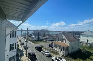 48 Woodlawn St, New Bedford, MA 02744 - Photo 3