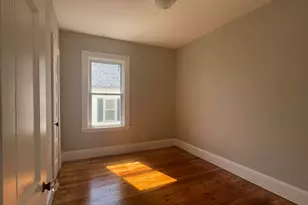 48 Woodlawn St, New Bedford, MA 02744 - Photo 13