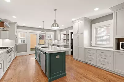 70 School St, Waltham, MA 02452 - Photo 5