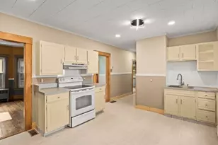 227 Dover St, Brockton, MA 02301 - Photo 31