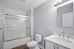 632 Centre St, Boston, MA 02139 - Photo 9