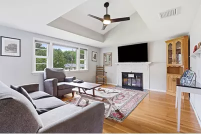 50 Pine St, Hudson, MA 01749 - Photo 5