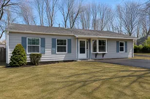 458 Beech St, Rockland, MA 02370 - Photo 1