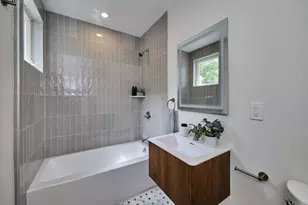 17 Macarthur St, Somerville, MA 02145 - Photo 5