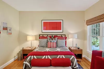 8 Woodhaven Dr, Edgartown, MA 02539 - Photo 11