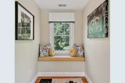 8 Woodhaven Dr, Edgartown, MA 02539 - Photo 21