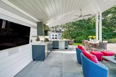 8 Woodhaven Dr, Edgartown, MA 02539 - Photo 33