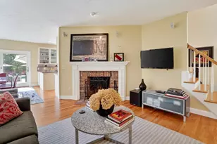 8 Woodhaven Dr, Edgartown, MA 02539 - Photo 5