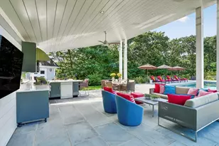 8 Woodhaven Dr, Edgartown, MA 02539 - Photo 1