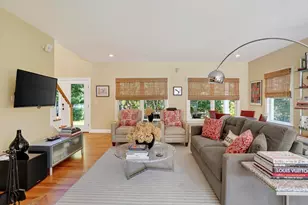 8 Woodhaven Dr, Edgartown, MA 02539 - Photo 3