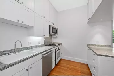 233 Commonwealth Avenue #7, Boston, MA 02116 - Photo 15
