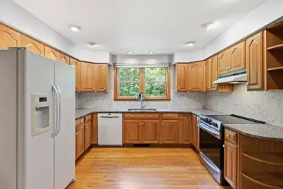 232 Gold St, Belchertown, MA 01007 - Photo 5