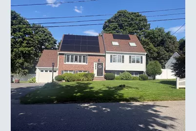 4 Crest Road, Framingham, MA 01702 - Photo 1