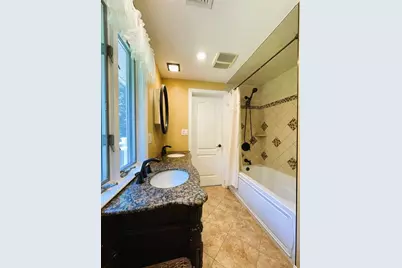 31 Green St, Northborough, MA 01532 - Photo 11