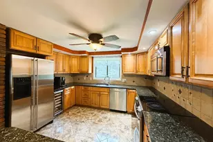 31 Green St, Northborough, MA 01532 - Photo 5