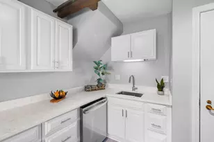 102 Wharf St, Salem, MA 01970 - Photo 7