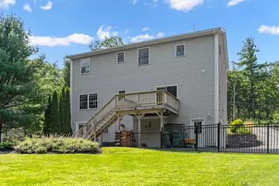 677 Franklin Rd, Fitchburg, MA 01420 - Photo 5