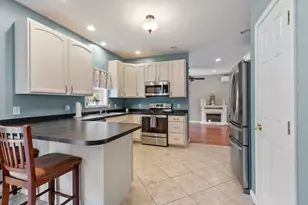 677 Franklin Rd, Fitchburg, MA 01420 - Photo 19