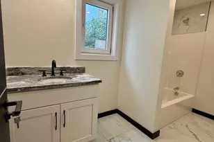 35 Greendale Ave, Worcester, MA 01606 - Photo 11