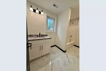35 Greendale Ave #A, Worcester, MA 01606 - Photo 11