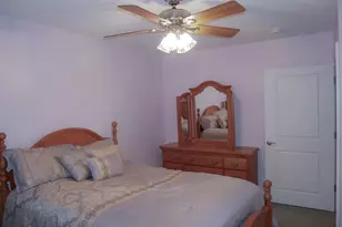 1056 Victoria, New Bedford, MA 02745 - Photo 17