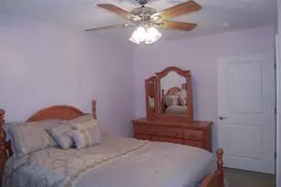 1056 Victoria, New Bedford, MA 02745 - Photo 17