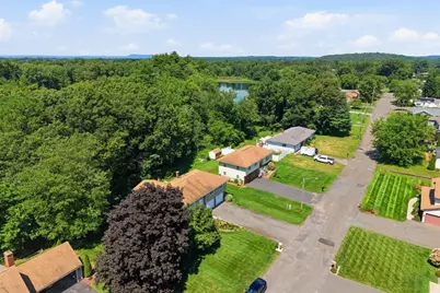 98 McLean Parkway, Ludlow, MA 01056 - Photo 35