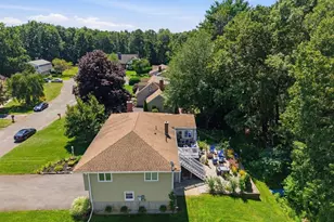 98 McLean Pkwy, Ludlow, MA 01056 - Photo 39