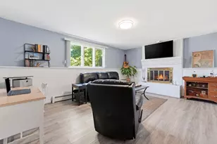 98 McLean Pkwy, Ludlow, MA 01056 - Photo 21