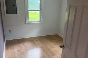 1 E Public St, Freetown, MA 02702 - Photo 15
