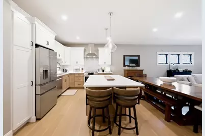 134 Court St #2, Plymouth, MA 02360 - Photo 7
