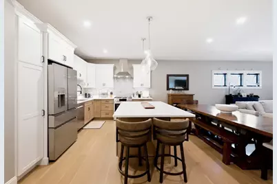134 Court St #2, Plymouth, MA 02360 - Photo 7