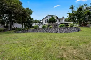 19 Crocker Ave, Lunenburg, MA 01462 - Photo 33