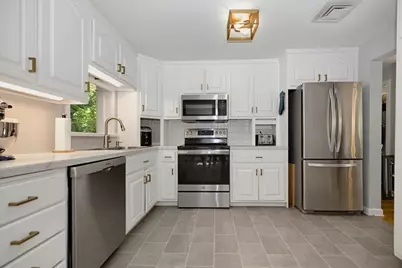 3 Bonnie Ln, Billerica, MA 01821 - Photo 7