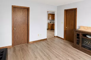 90 Aetna St, Fall River, MA 02724 - Photo 9