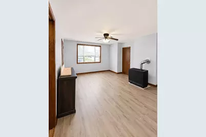 90 Aetna St #1, Fall River, MA 02724 - Photo 3
