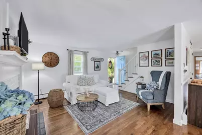 7 Fernwood Ave, Barnstable, MA 02601 - Photo 5