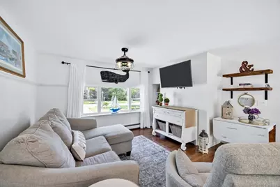 7 Fernwood Ave, Barnstable, MA 02601 - Photo 9