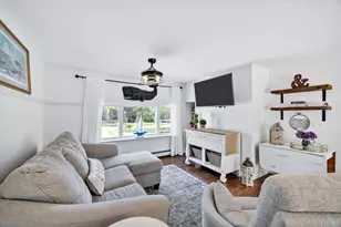 7 Fernwood Ave, Barnstable, MA 02601 - Photo 9